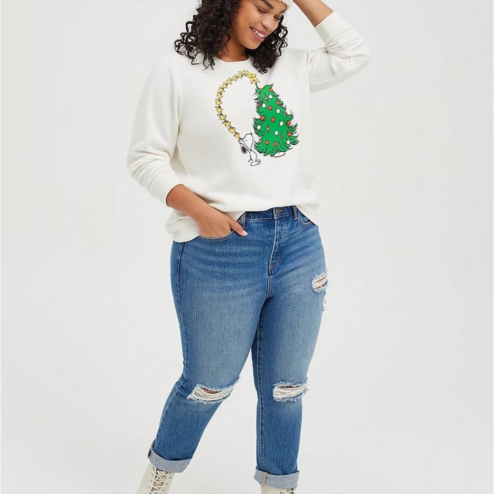 Snoopy Sweatshirt - Cozy Fleece Christmas Tree White 2 Torrid - Picture 3 of 5